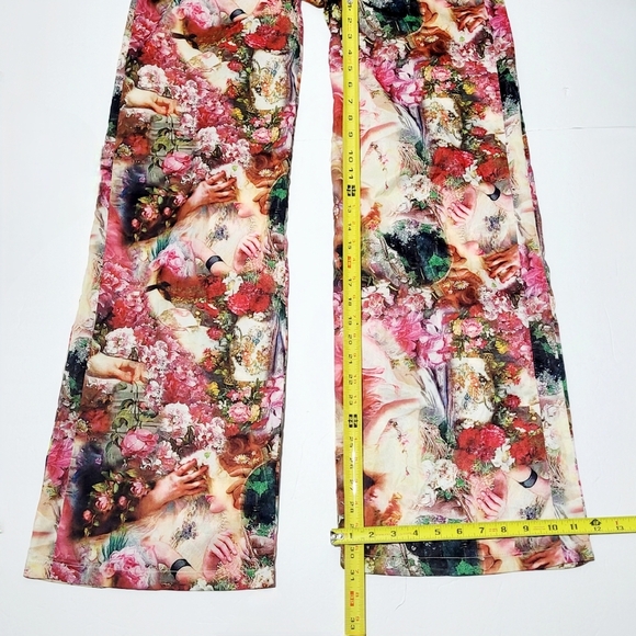 PrettyLittleThing Rose Femme Renaissance Wide Leg Pants (4) - Picture 8 of 8